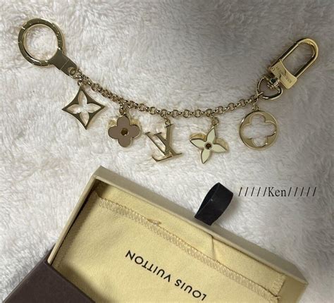 lv m65111|LOUIS VUITTON M65111 Bag Charm Chain Fool Toe Monogram .